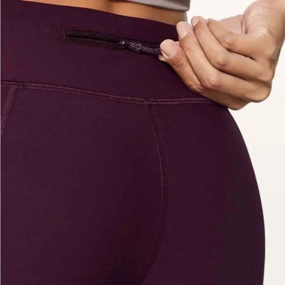Lululemon sz 4 Tight Stuff Tight II (25") Dark Adobe great like new condition - Picture 12 of 13
